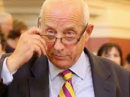Read more about the article When former British MEP Godfrey Bloom mocked the myth of human-caused global warming in a debate in the European Parliament